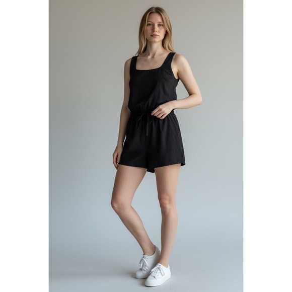 Wishlist Pants - Wishlist Black Athletic Drawstring Romper‎ Medium NEW